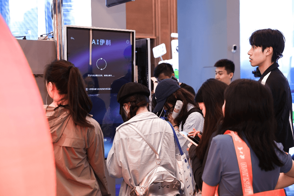 a9edb7c5-b06e-4e84-b1c3-35ca2c8490661754558113146